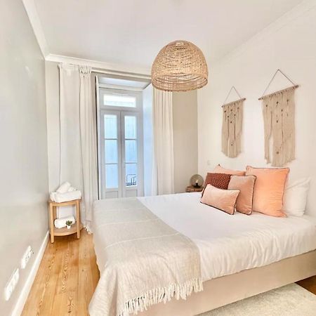Vila Rosario 3 Studios With Patio By Homeful Homes Lisboa Exteriör bild
