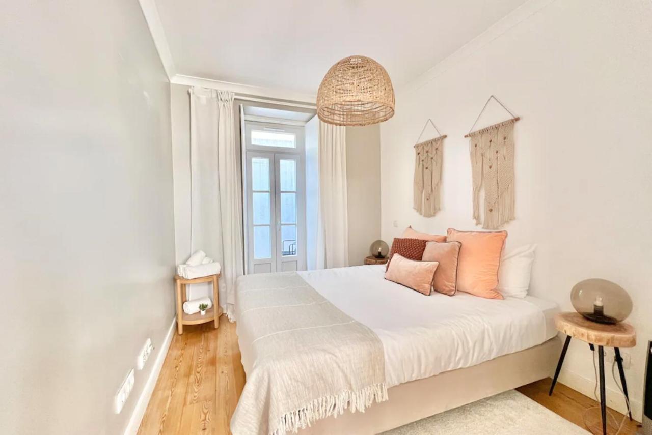 Vila Rosario 3 Studios With Patio By Homeful Homes Lisboa Exteriör bild