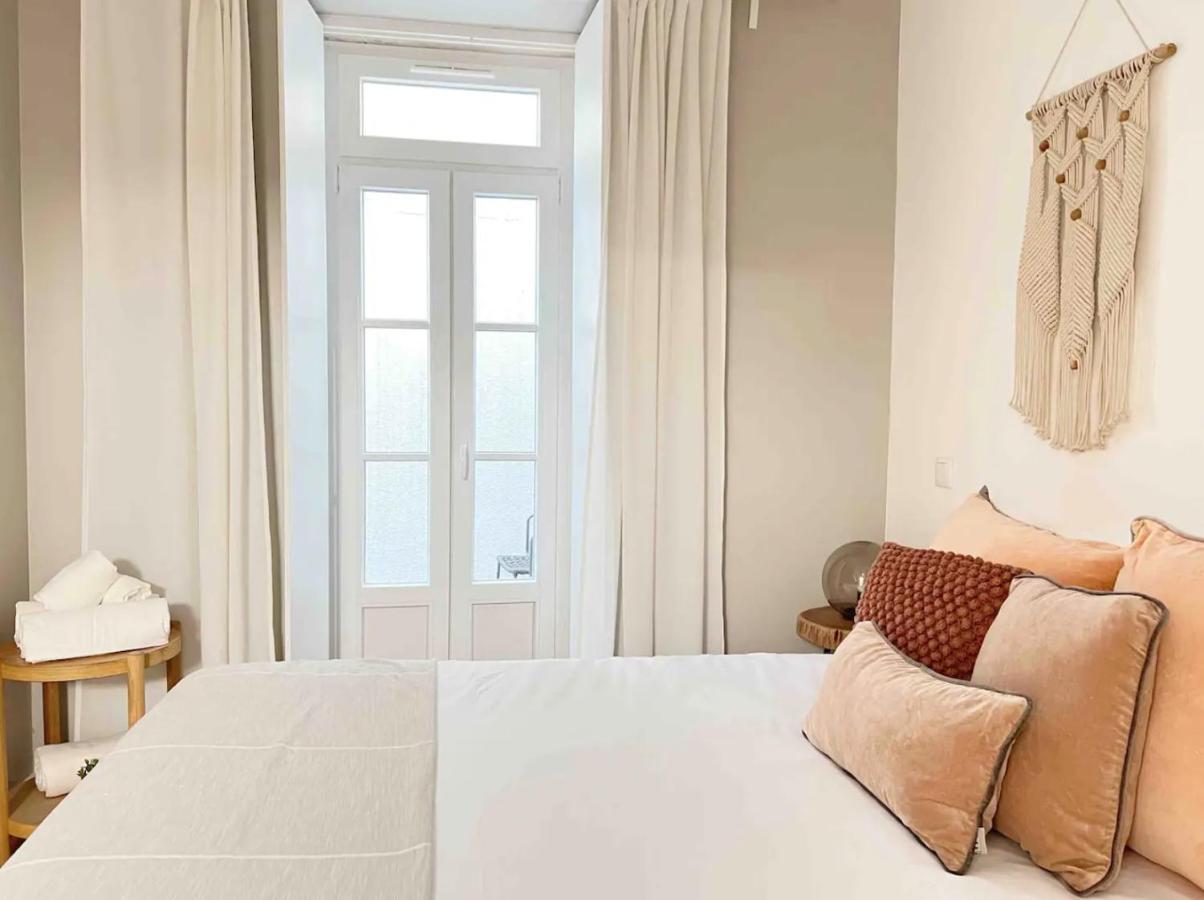 Vila Rosario 3 Studios With Patio By Homeful Homes Lisboa Exteriör bild